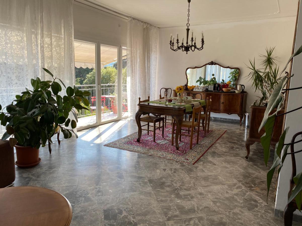 B&B Del Viaggiatore Sarzana Exteriör bild