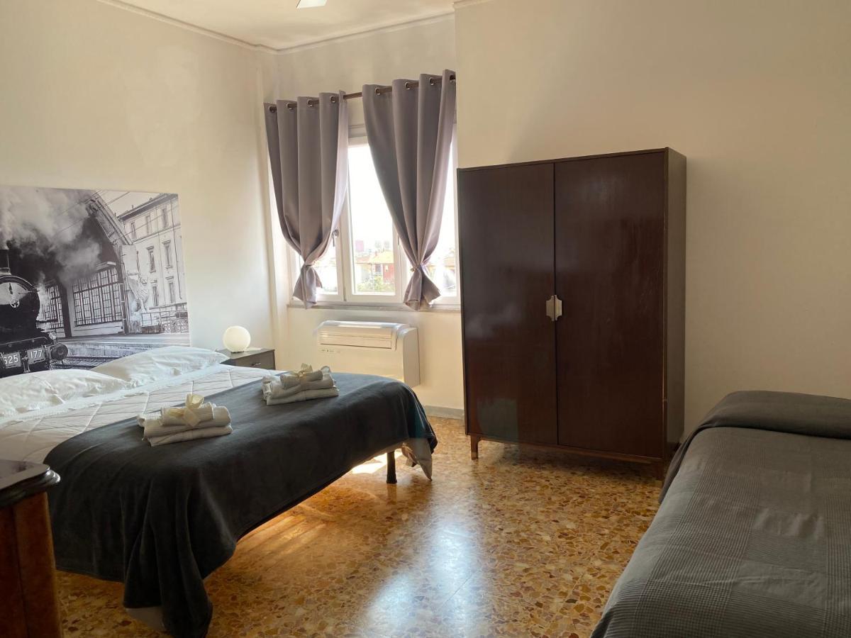 B&B Del Viaggiatore Sarzana Exteriör bild