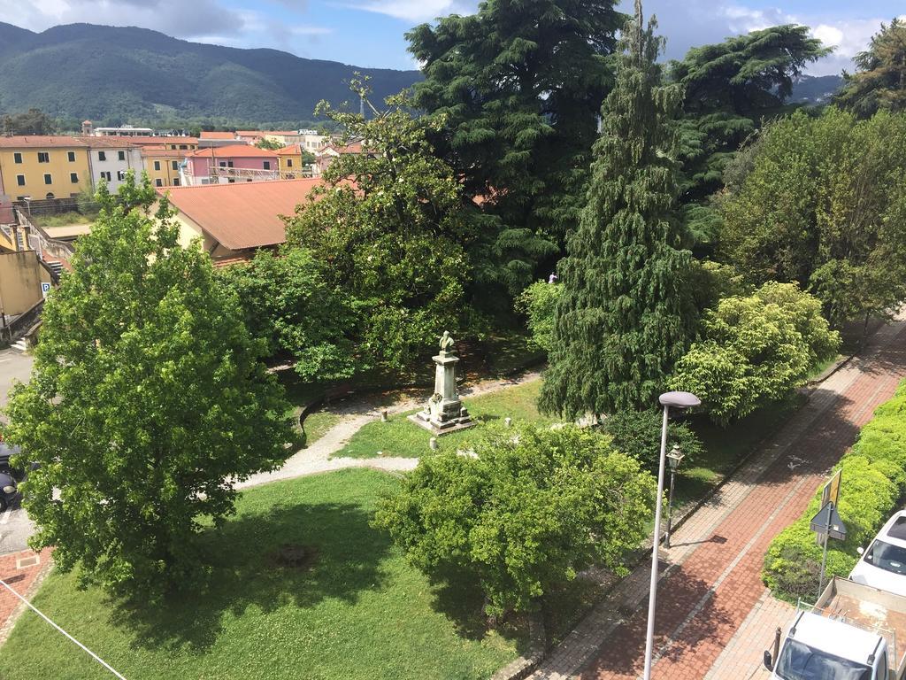 B&B Del Viaggiatore Sarzana Exteriör bild